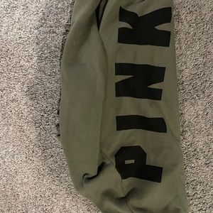 Victoria’s Secret small leggings plus shirt